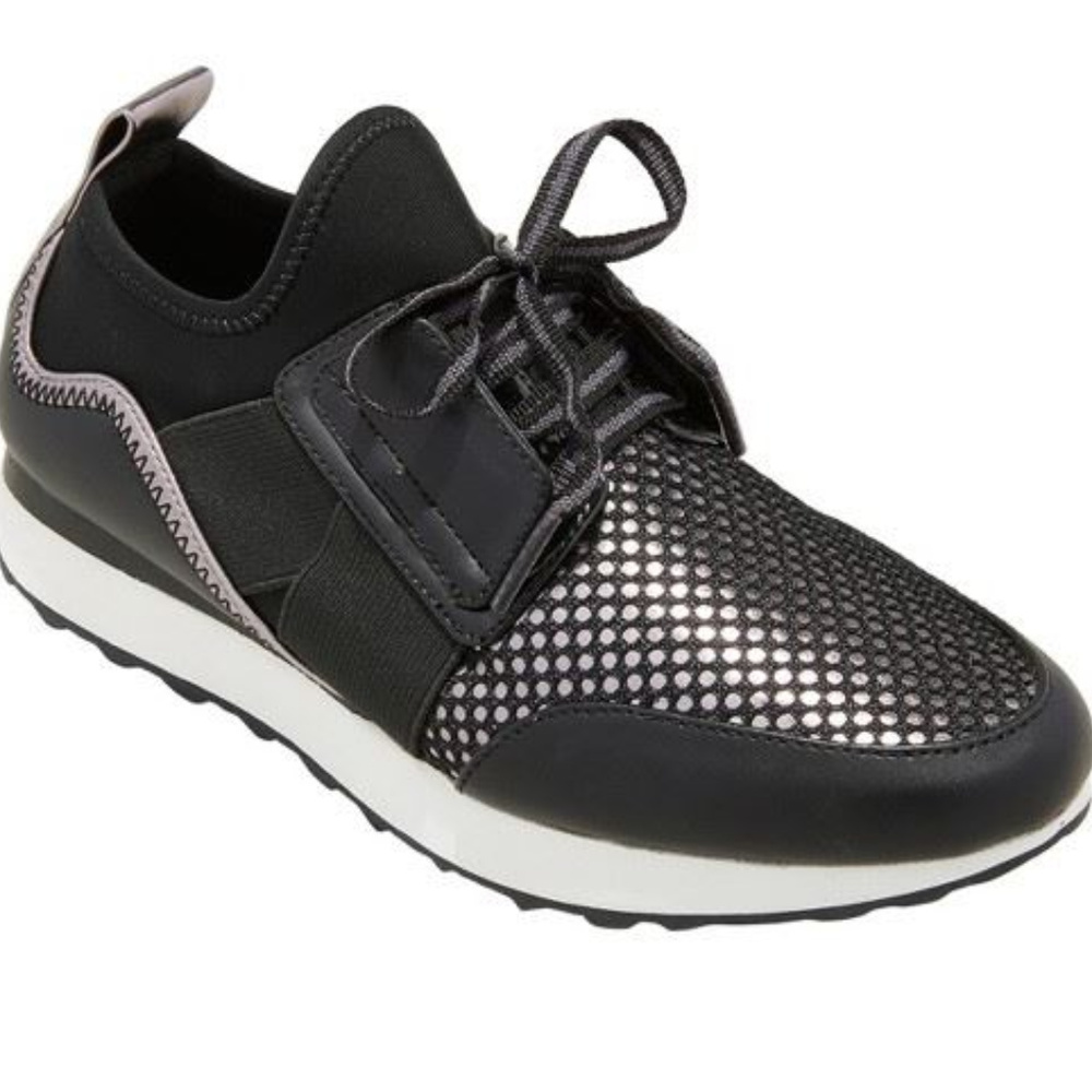 NWT Black Running Sneakers-6/6.5/7/7.5/8/9.5/10